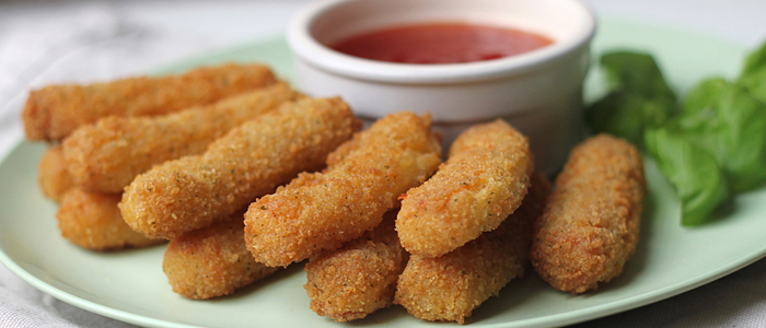 6 Pcs Mozzarella Sticks 